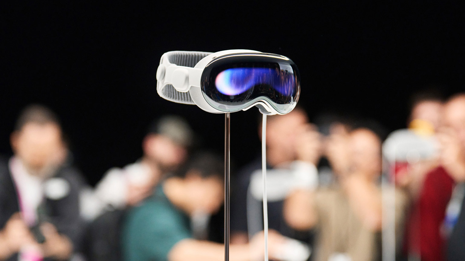 Featured image for the VR story roundup